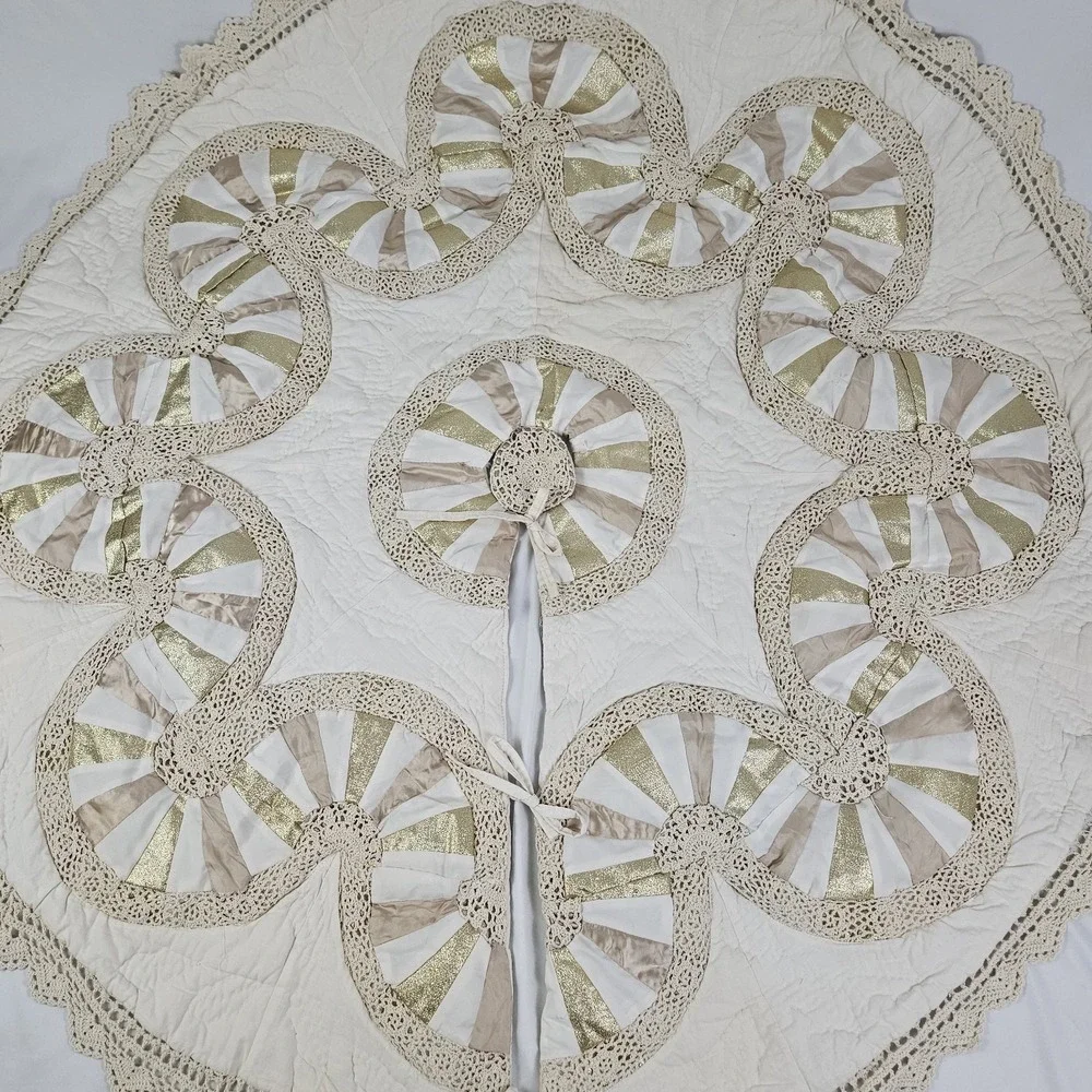 Patchwork Christmas Tree Skirt Quilted Chrochet Large Gold Lame Vintage